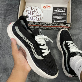 Vans Ultrarange VR3 Preto & Branco