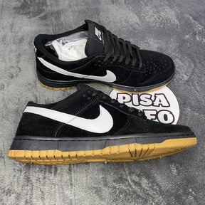 Dunk Low Black Camurça