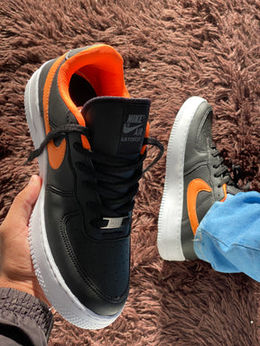 Tênis Air Force Preto & Laranja