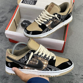 Dunk Low Travis Scott