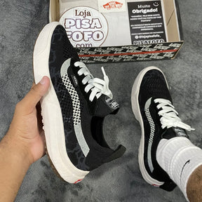 Vans Ultrarange VR3 Preto & Branco