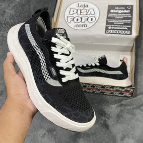 Vans Ultrarange VR3 Preto & Branco